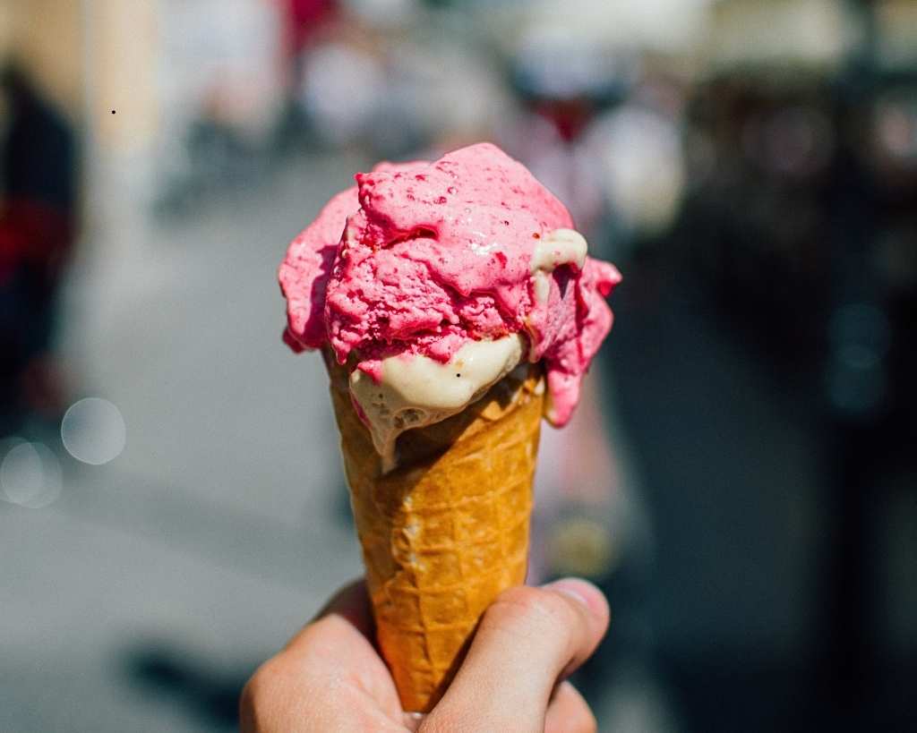 Ice-Cream-Gender-Reveal-for-15-gender-reveal-ideas