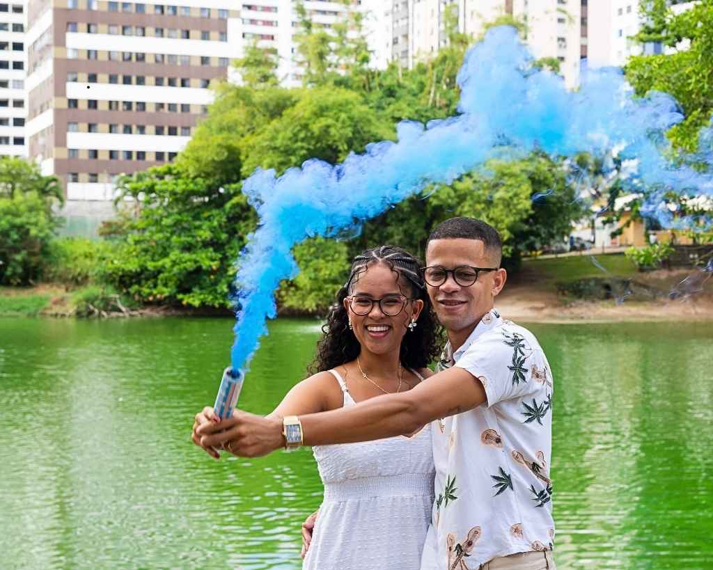Smoke-Bomb-Gender-Reveal-for-15-gender-reveal-ideas