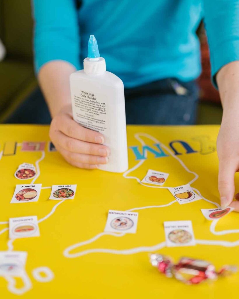 Baby-Dot-Glue-for-toddler -activities