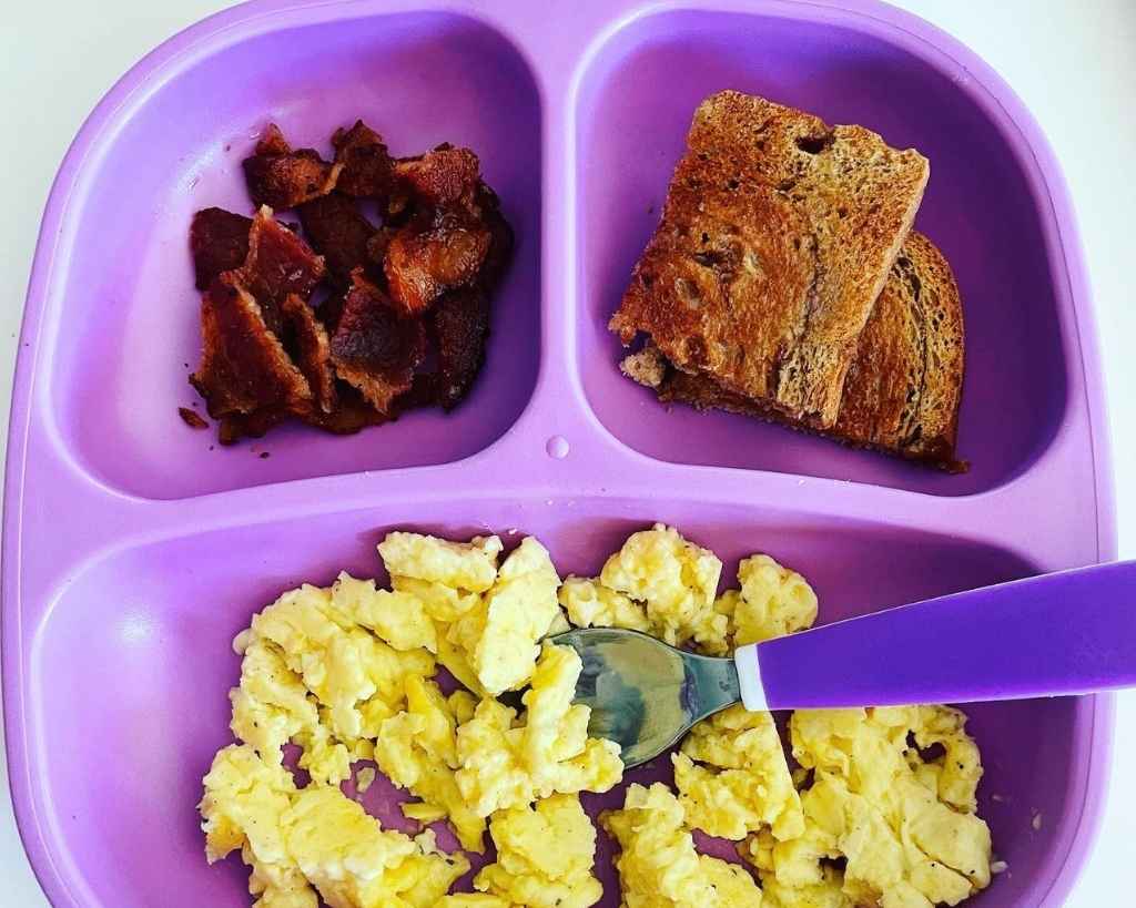 Cheesy-Scrambled-Eggs