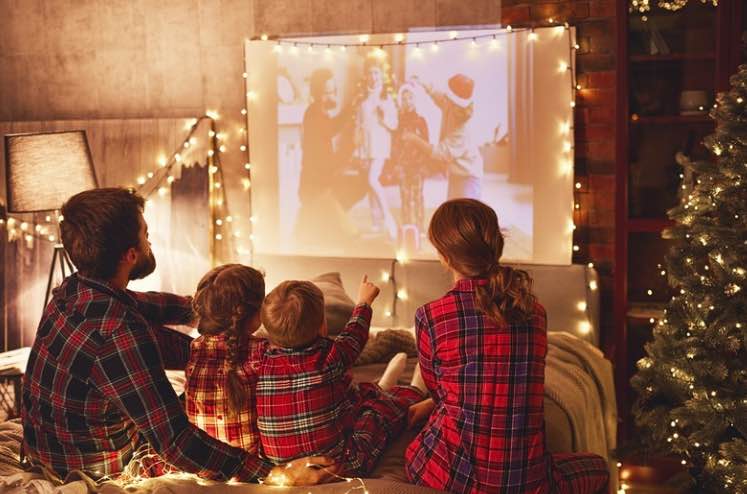 Fun-Christmas-Movies-to-Watch-With-Your-Toddler