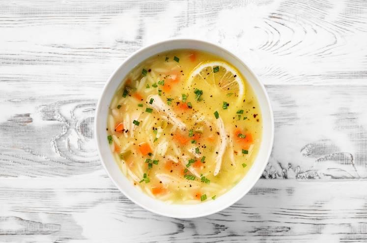 Lemon-orzo-soup-with-chickpeas.